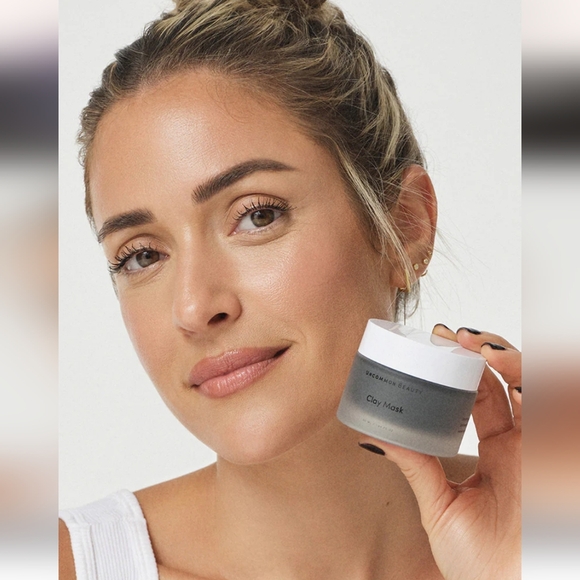 Uncommon Beauty by Uncommon James Clay Purifying Face Mask - Picture 6 of 11